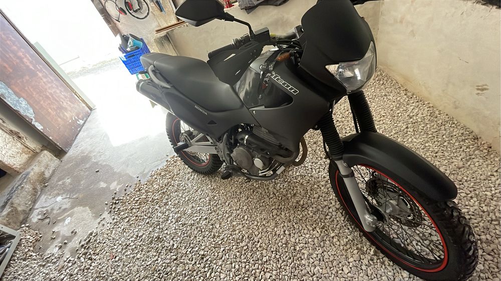 Honda Nx 400 Falcon