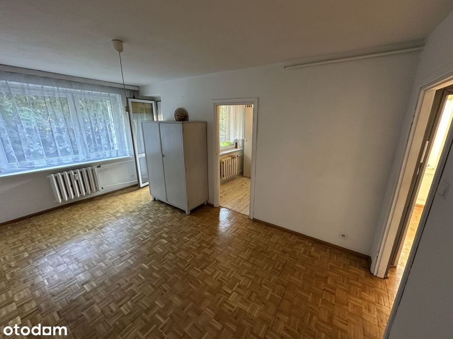 Czarnków, mieszkanie 2-pokojowe z balkonem i piwnicą w centrum.