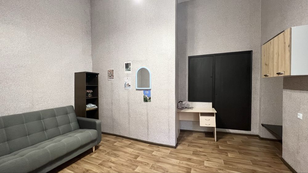 Продам 3-х комнатную квартиру в центре города.