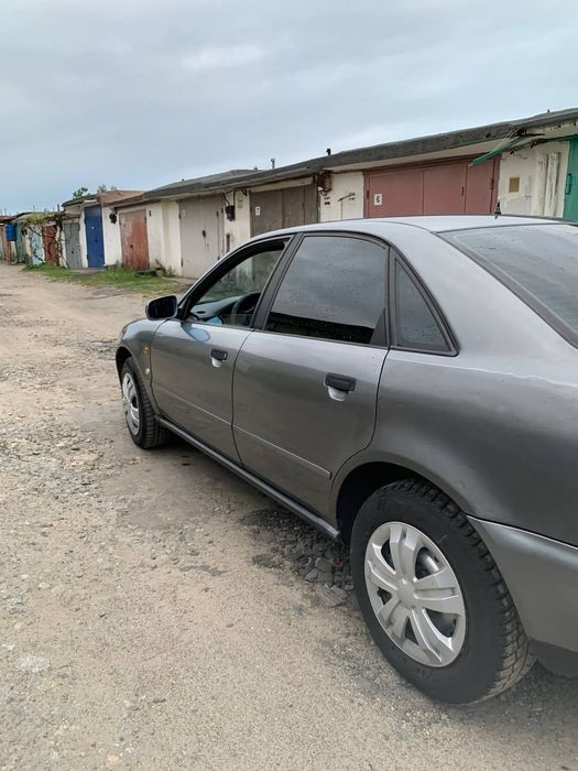 терміново продам AUDI A4