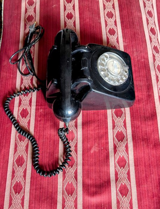 Telefone Antigo de Disco – Modelo PTT Francês – Colecionável Vintage