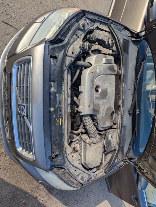 Розбираємо Volvo шрот V70 S80 XC70 P3 2 4d5 2 0b запчастини 2008 2016р