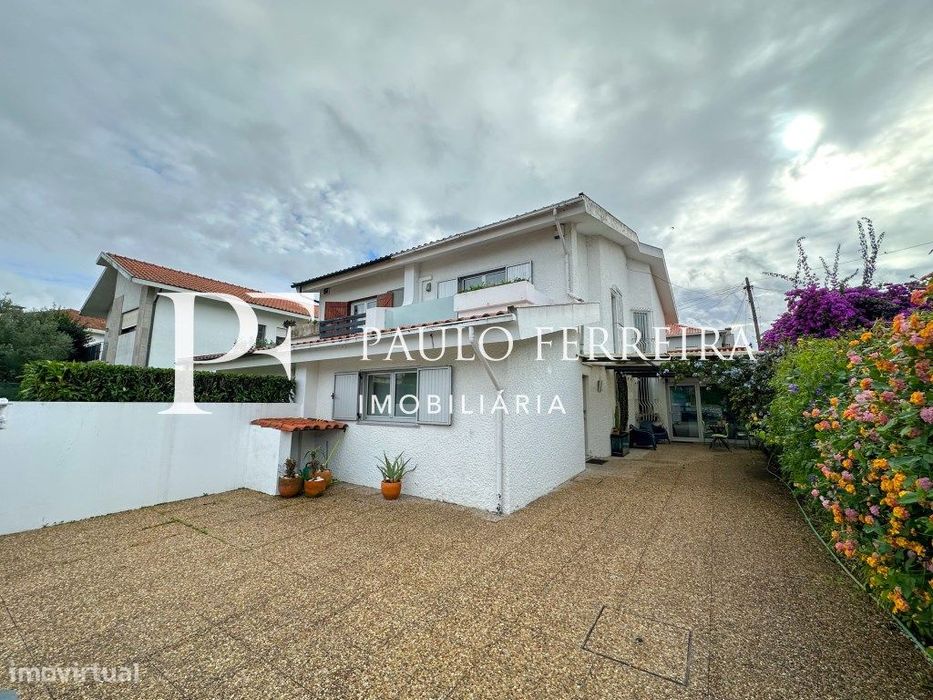 Moradia T4 no centro de Famalicão