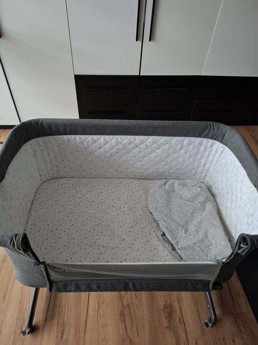 Łóżeczko dostawne