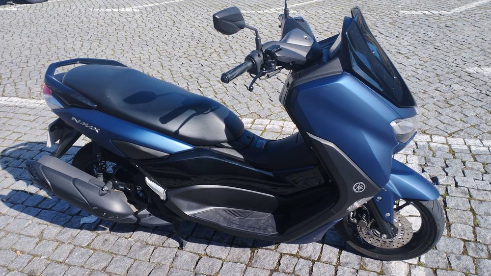 Scooter Yamaha NMax 125 connect bom estado Nov2021