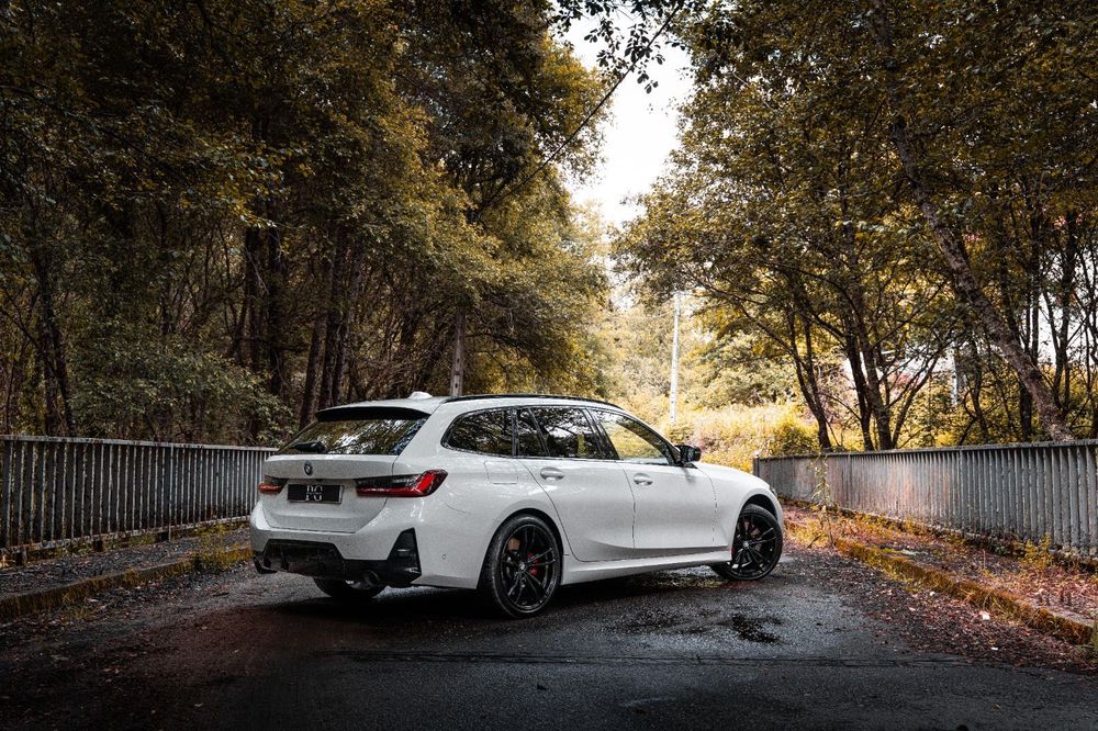 BMW 330e Touring Pack M 2022 Full Extras Histórico BMW 292cv