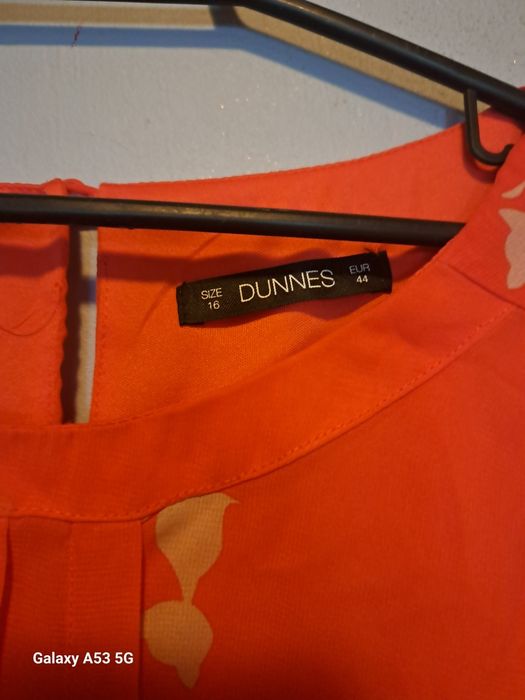 Sukienka dunnes r 44