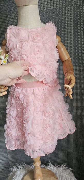 Дитяча святкова пишна рожева сукня костюм троянди 9м 1 рік 2 3 роки