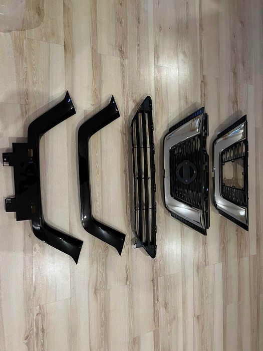 Накладка бампера / Чайка / пташка / птичка/ молдінг Rogue T32 2017 +