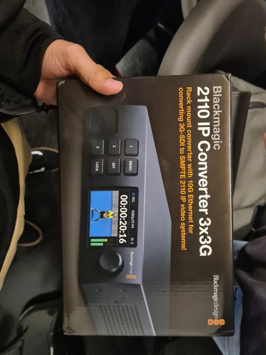 Blackmagic Design 2110 IP Converter 3×3G
