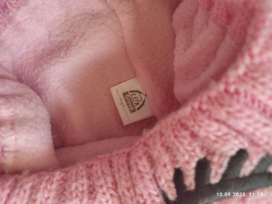 Шапочку для дівчинки зимова