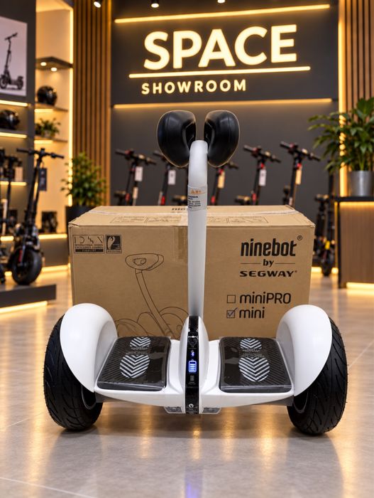 Гироскутер Ninebot Mini  белый/ черный