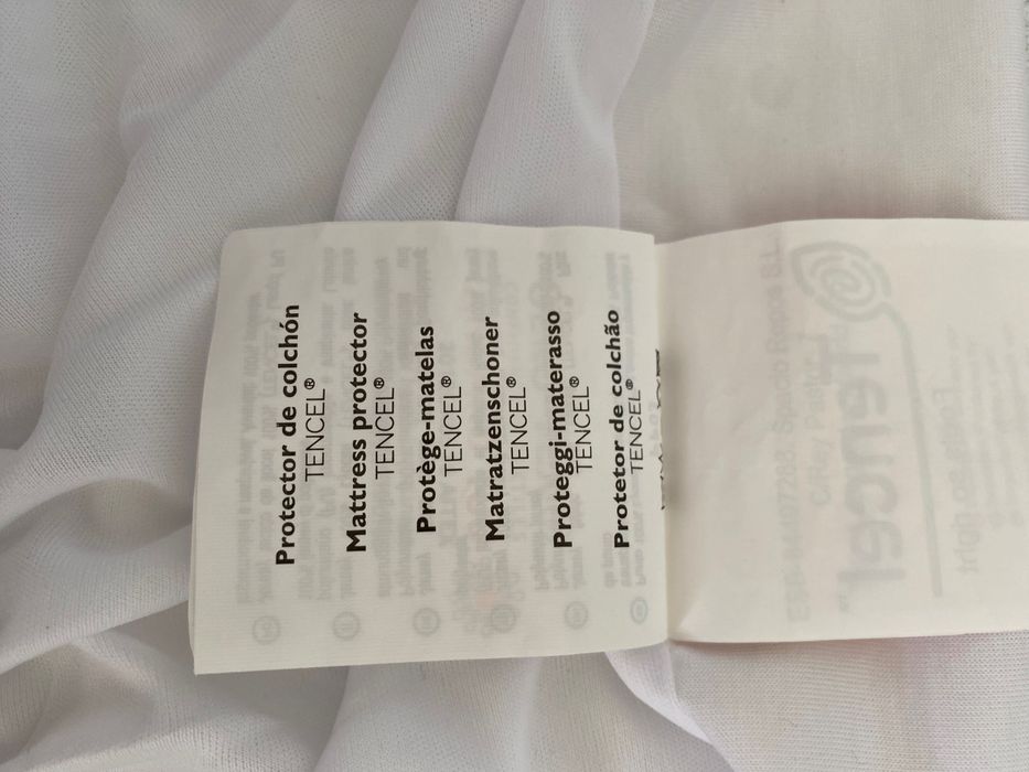 Colchão para berço/cama e resguardos COMO NOVOS!