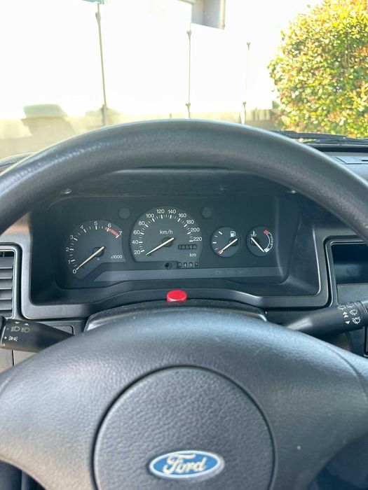 Ford Escort CLX 1.3 1993
