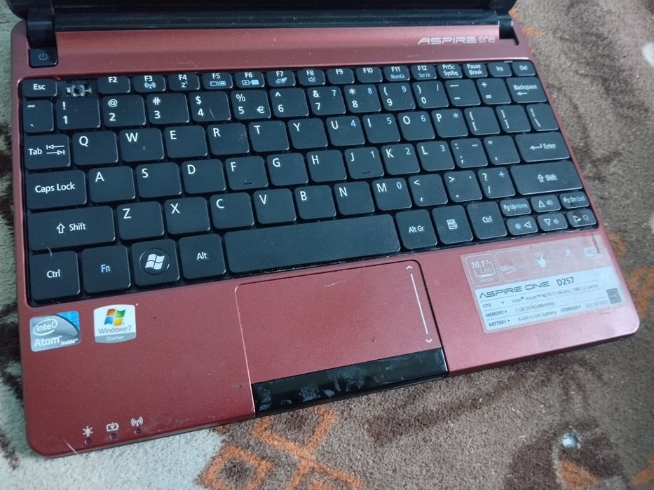 Sprzedam laptop.