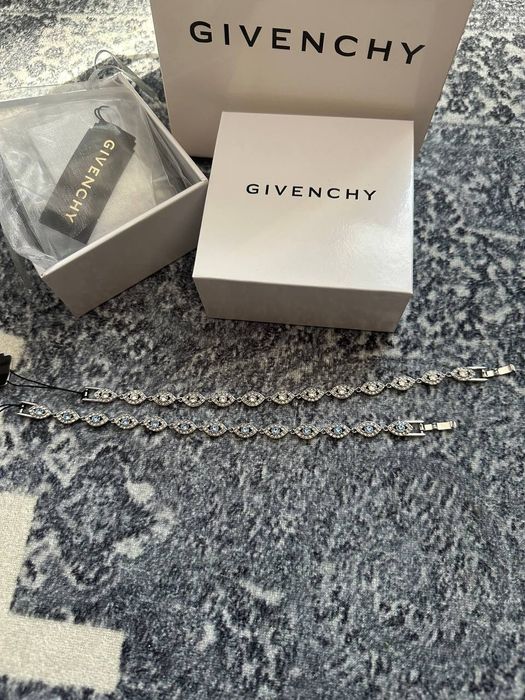 Givenchy flex bracelet