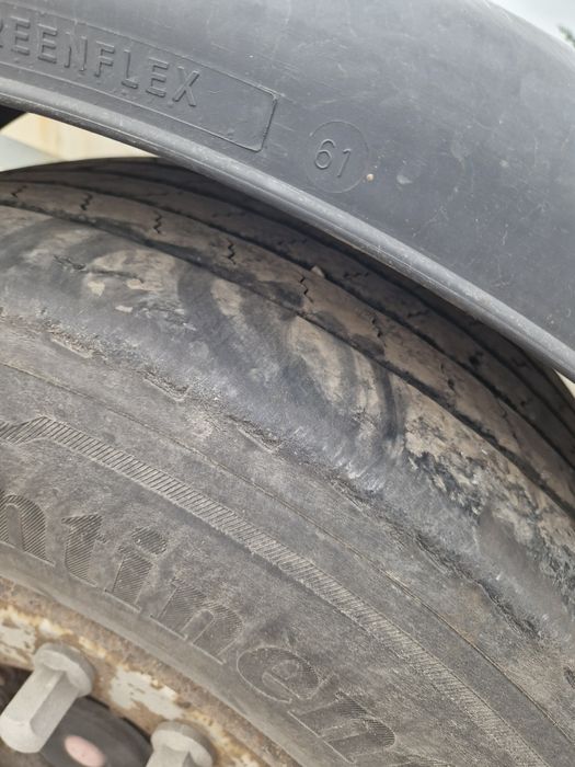 Naczepa podkontenerowa Krone SD