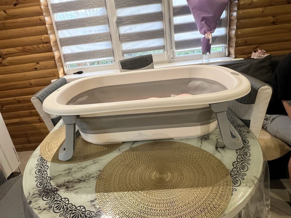 Ваннночка для немовлят в ідеалньному стані