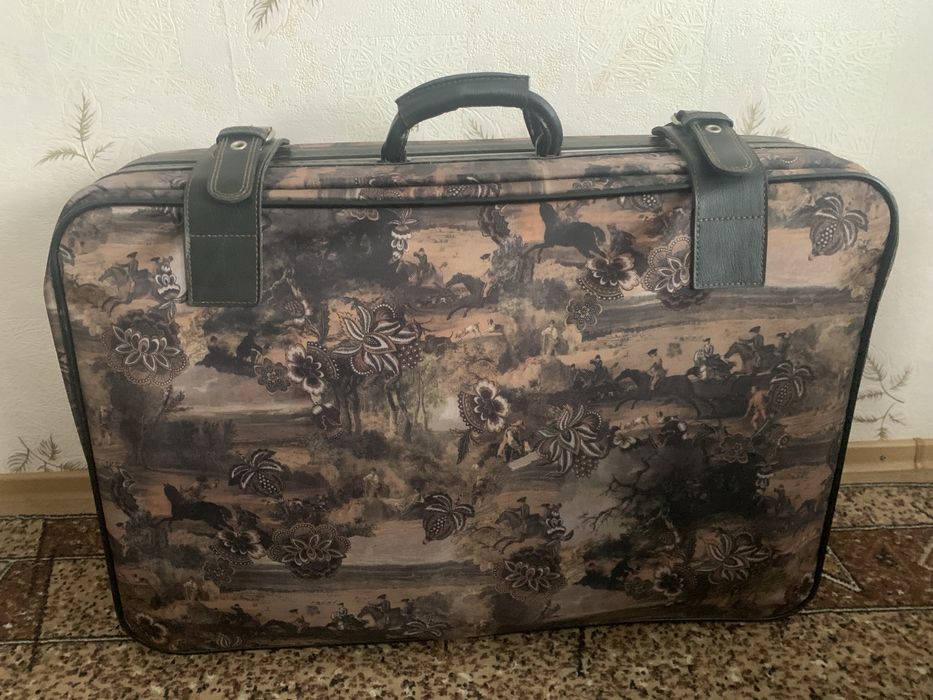 Валіза -чемодан