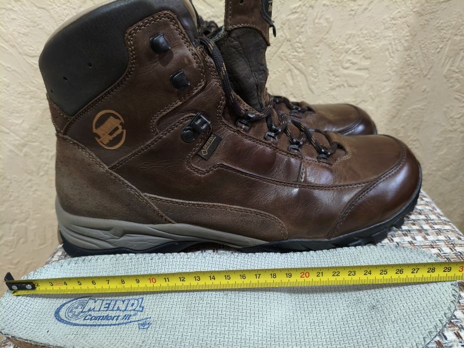 Трекінгові шкіряні черевики Meindl