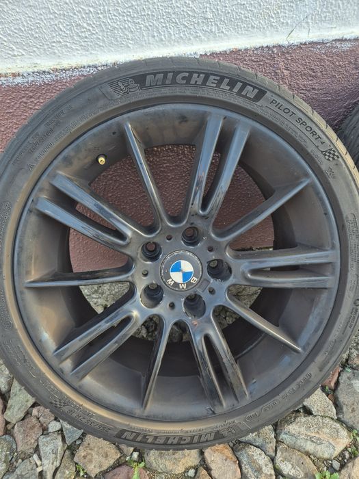 Jantes BMW 18” com pneus Michelin