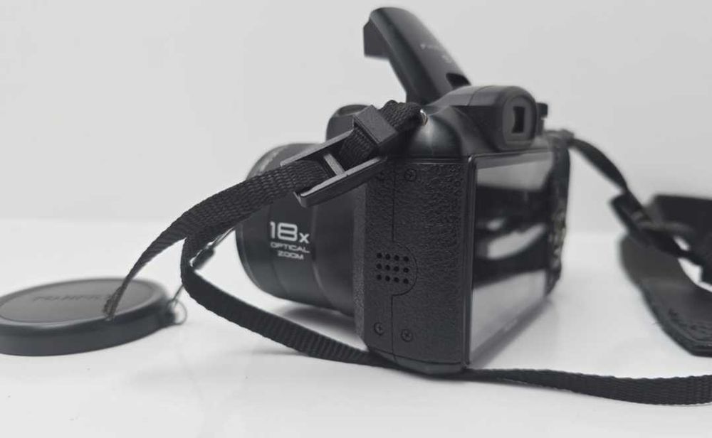 Фотоапарат Fujifilm S2980 14Мп 18х HD (б/у)