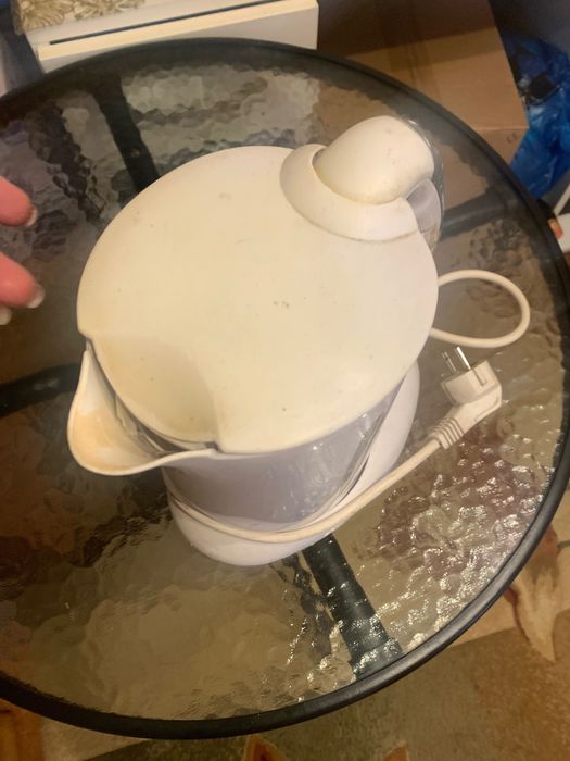 Электрочайник Clatronic