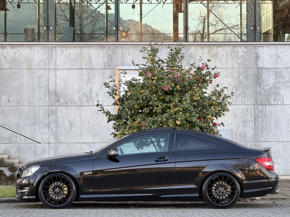 MERCEDES C220 AMG  EDITION 1 “ LOOK C63 “