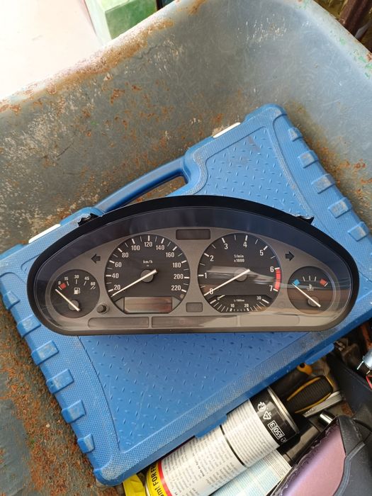 BMW E36 316i para peças