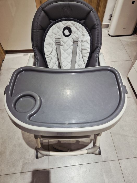 Krzeselko do karmienia lionelo cora