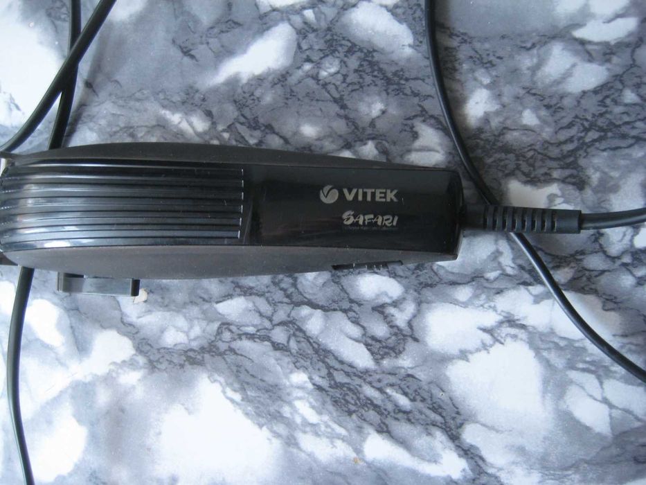 Машинка для стрижки волося. VITEK VT-2577 BN