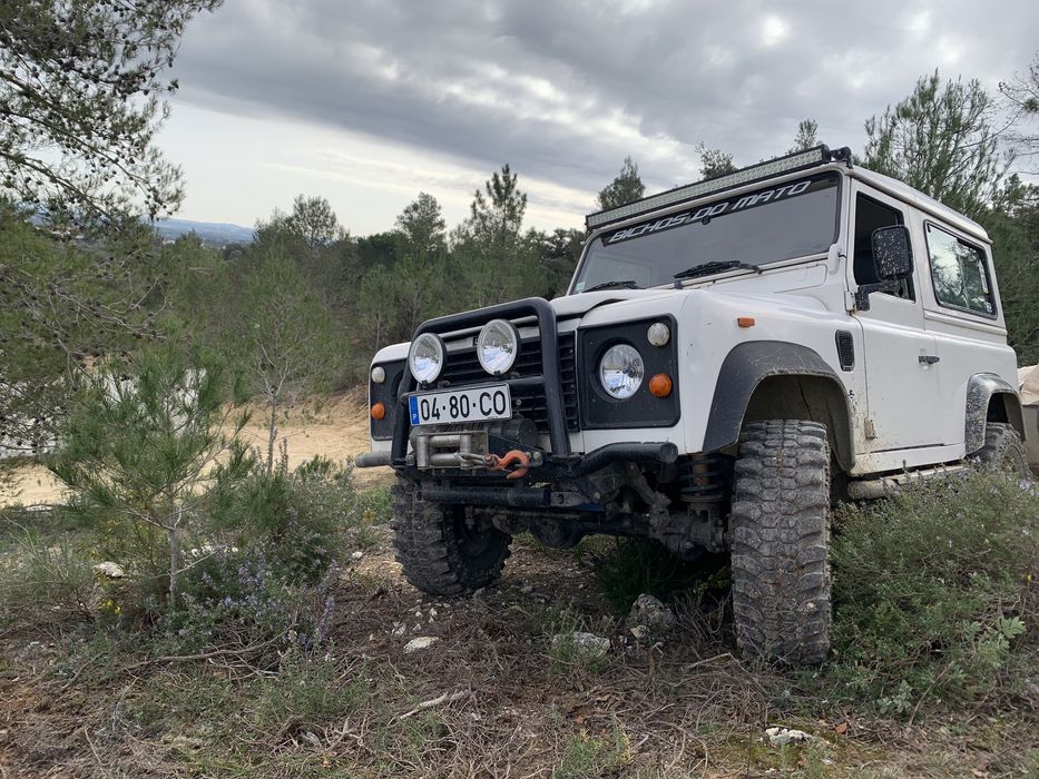 Land Rover Defender 90