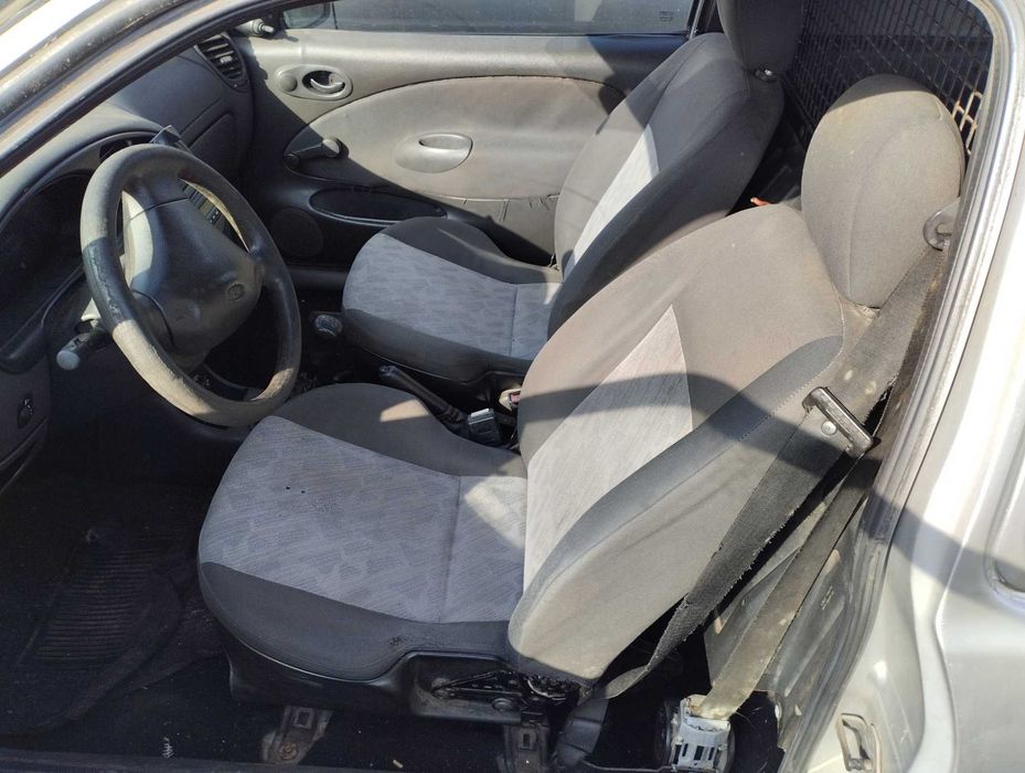 Ford Fiesta 1.8 TDDI Só Para Peças