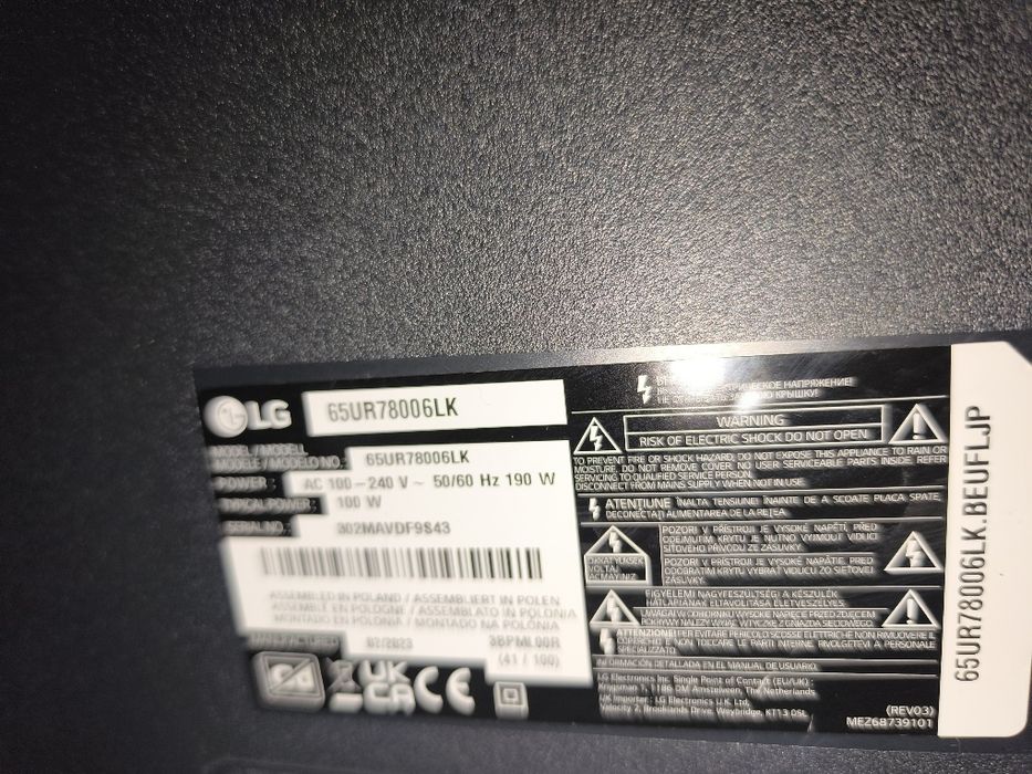 Televisão LG 65 polegadas como nova