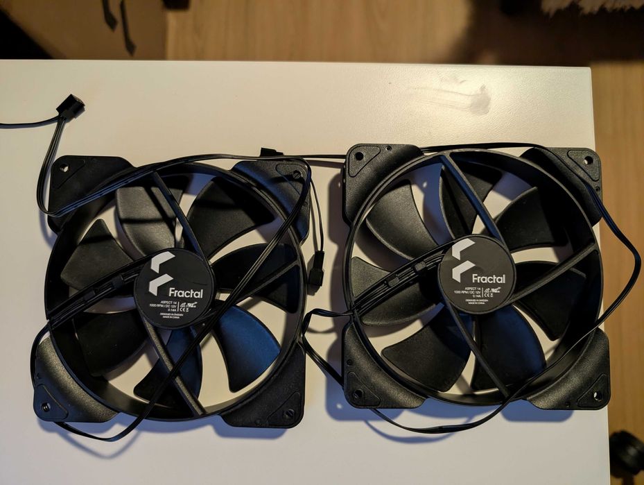 Ventoinhas Fractal Aspect 14 140mm 1000RPM 3 pinos
