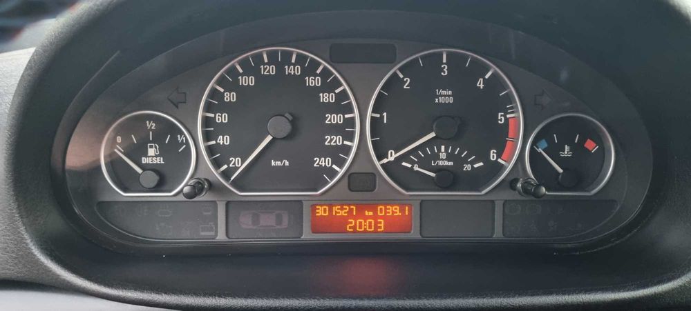 Viatura automóvel BMW 320D