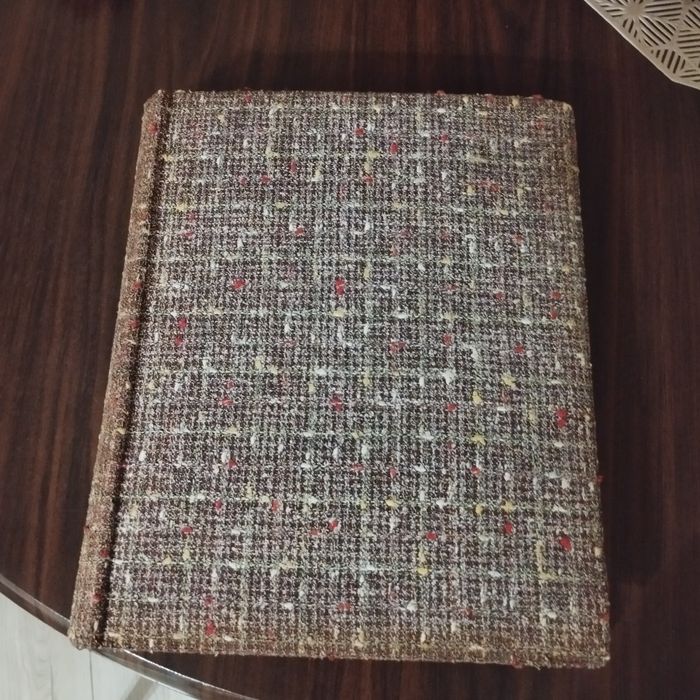 Album z pocztówkami 84 szt.