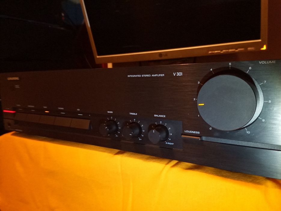 Amplificador integrado Grundig
