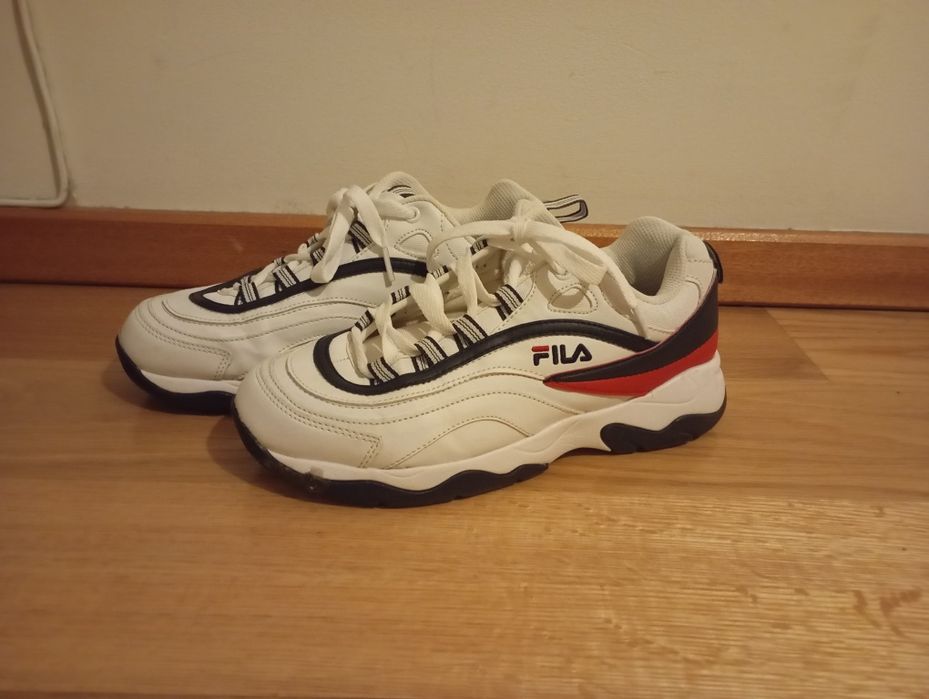 Tenis da marca FILA