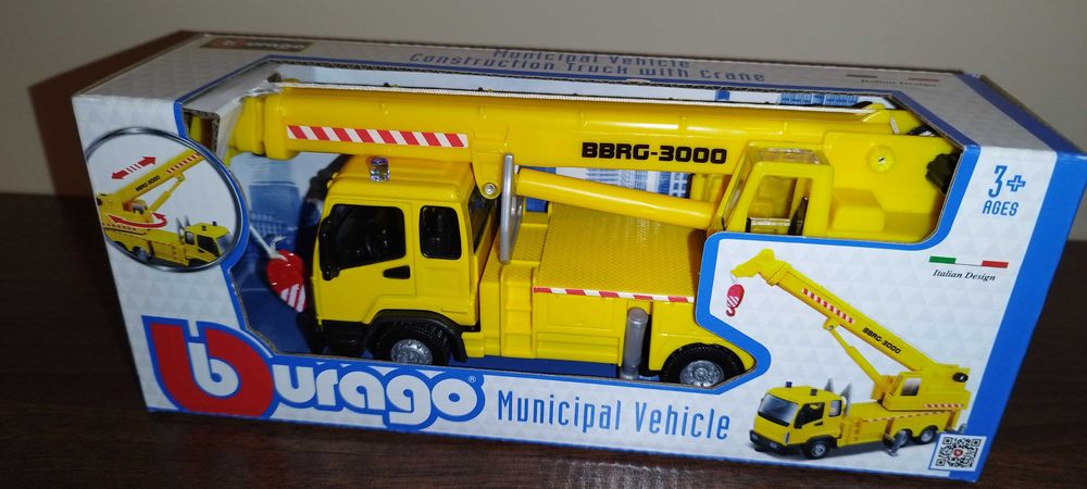 Bburago Municipal VEHICLES CONSTRUCTION Car With Crane.