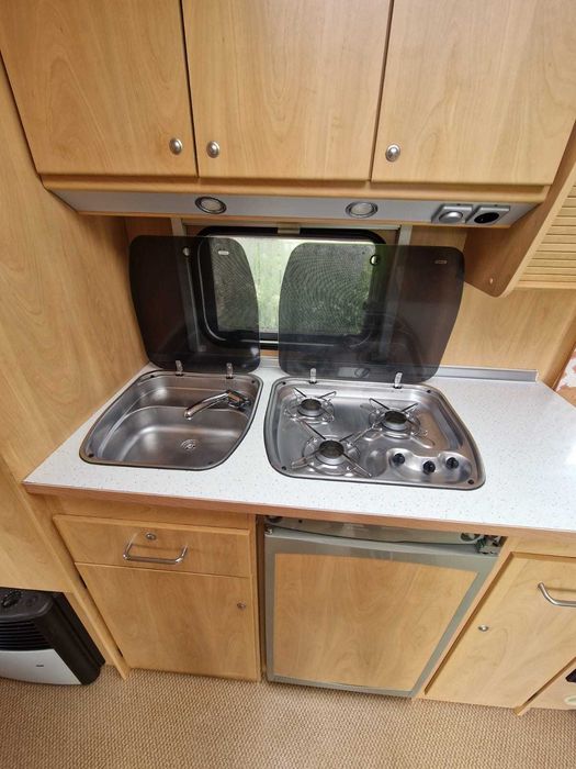 Caravana Burstner 550 tk avantgarde Ar Condicionado