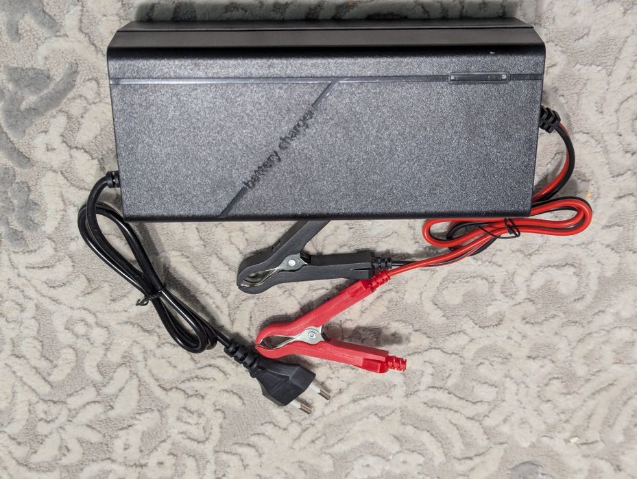 Зарядний пристрій 24V 10A для 8s LFP LiFePO4 акумуляторів. Chardger
