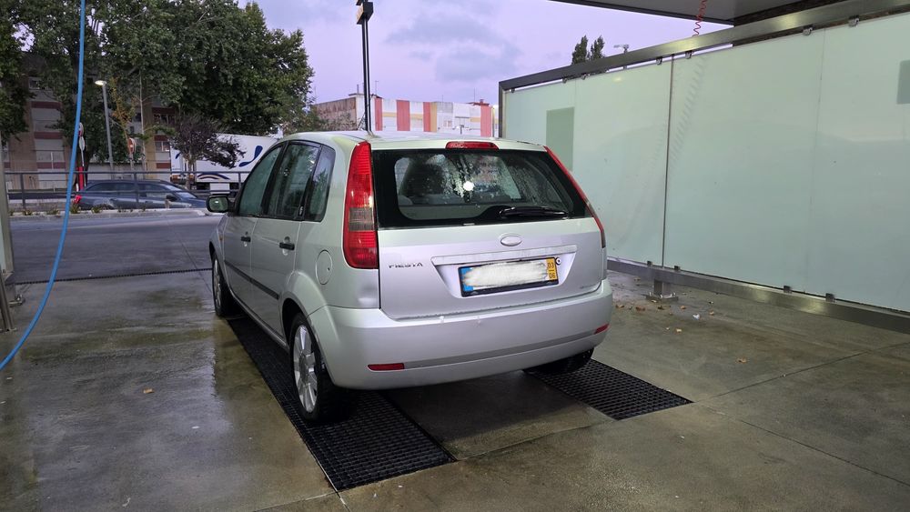 Ford Fiesta 1.25 Ghia 2003