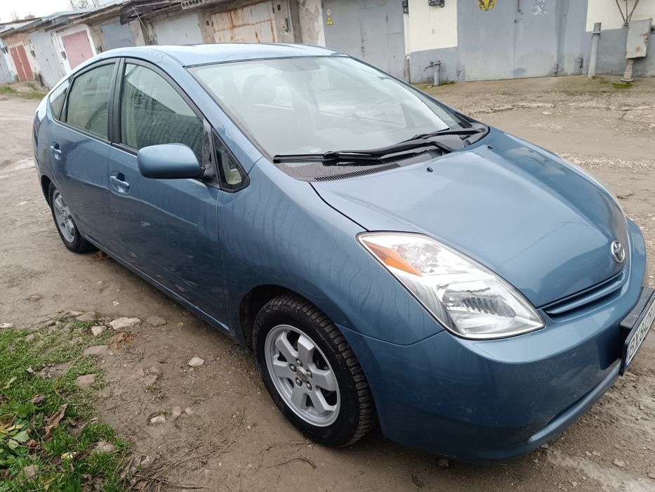 Продам автомобіль TOYOTA Prius,2005 року