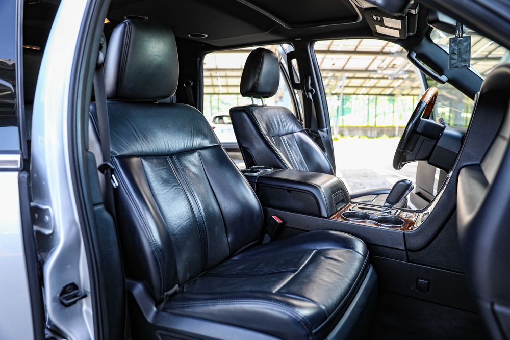 Lincoln Navigator 2016 VIN 5LMJJ2JTXHEL00836 фото оголошення 14 з 24