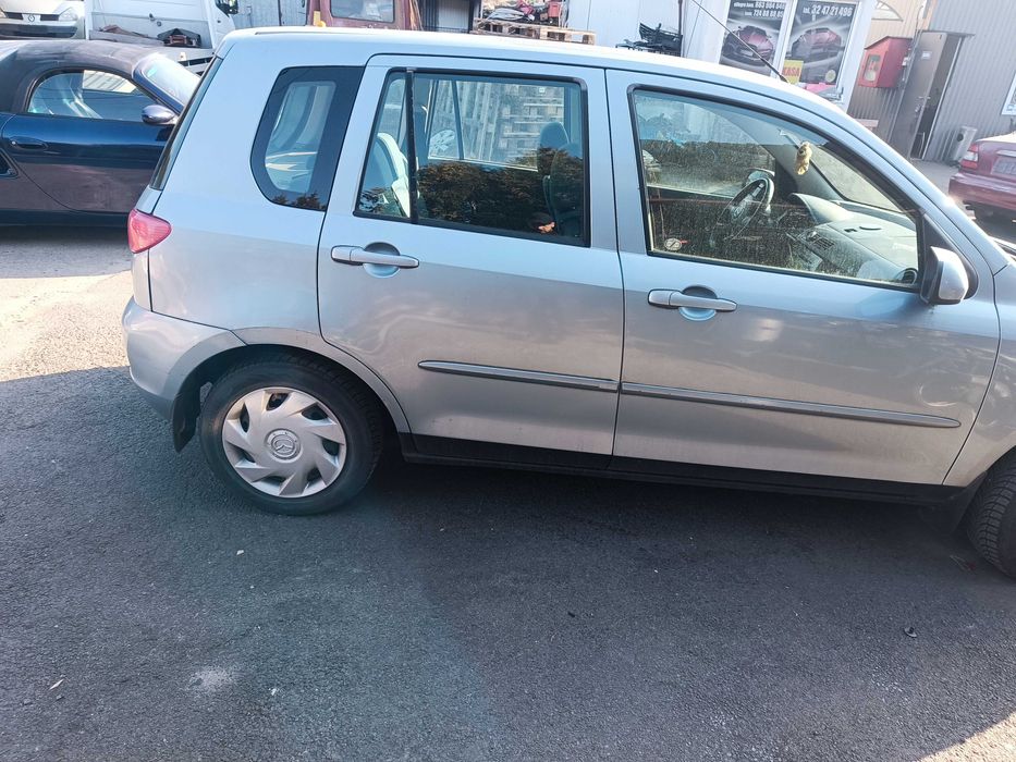 Mazda 2 na części
