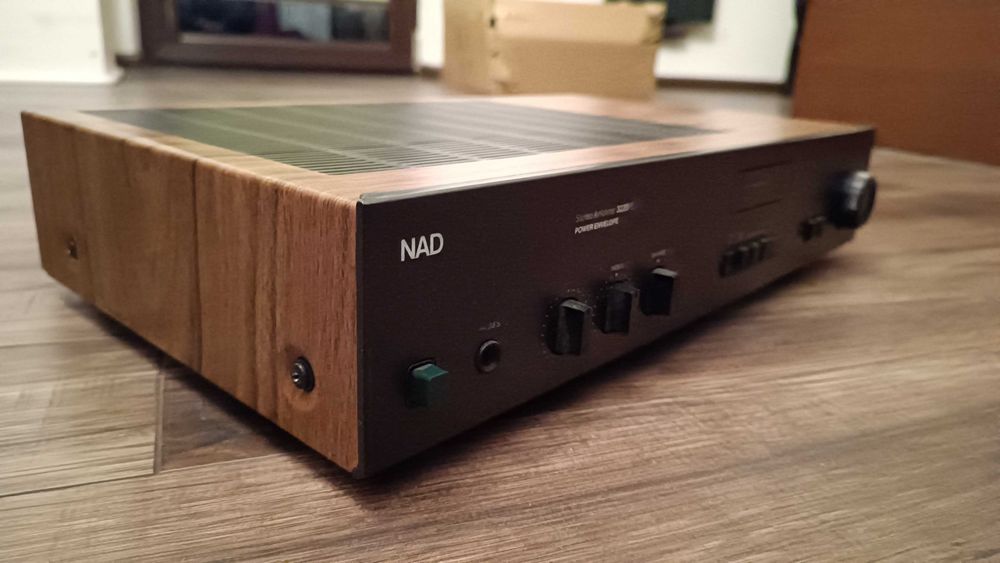 Wzmacniacz NAD 3220 PE