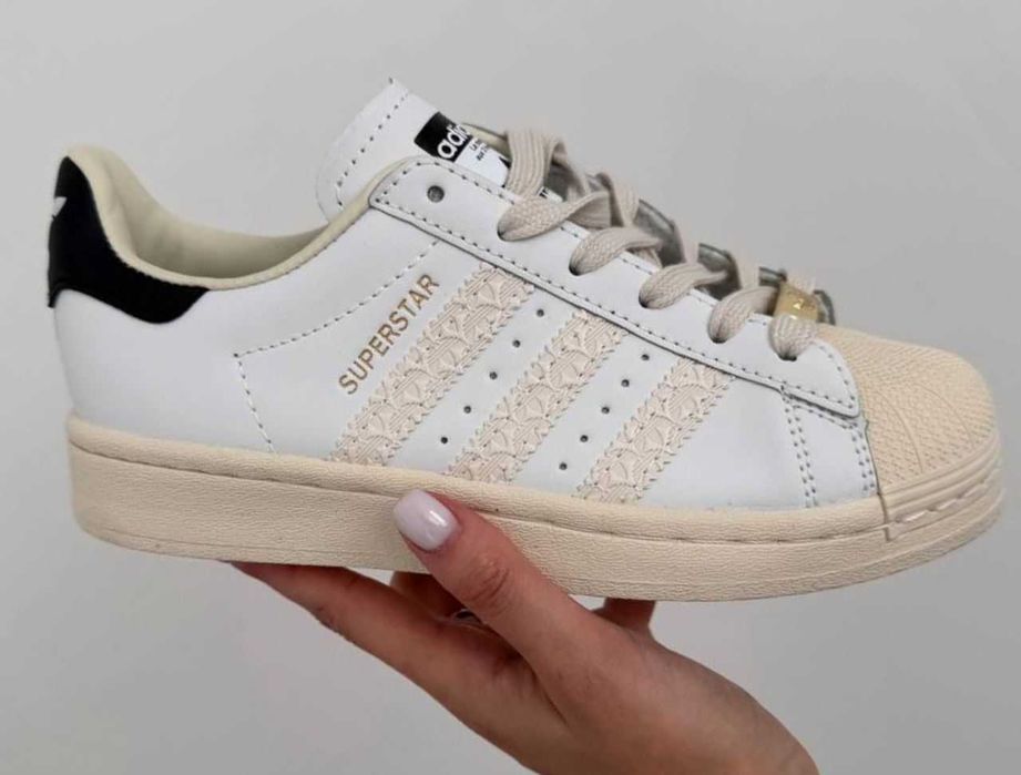 Женские кожаные кроссовки Adidas Superstar кросівки адідас суперстар