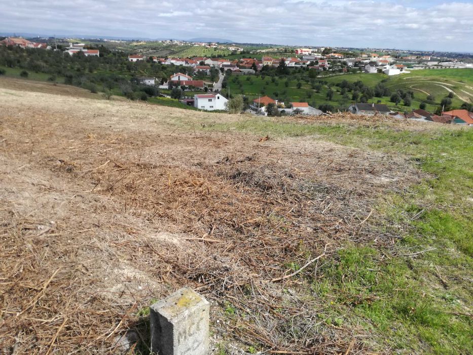 Terreno urbanizável em Moçarria com vista panorâmica de vários Km