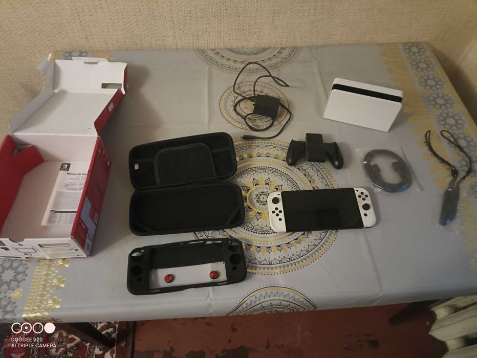 Продам Nintendo Swith